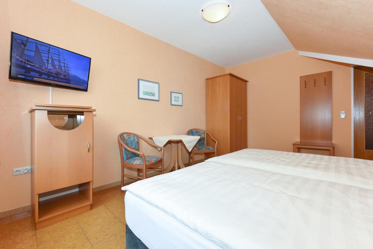 Hotel-Pension Altes Siel Bensersiel Zewnętrze zdjęcie